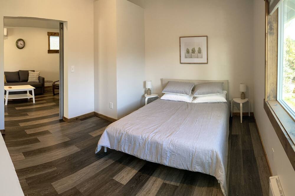 Photo of Bedroom in Boyd Acres