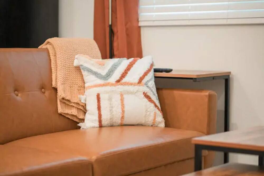 Photo of Livingroom in Roosevelt