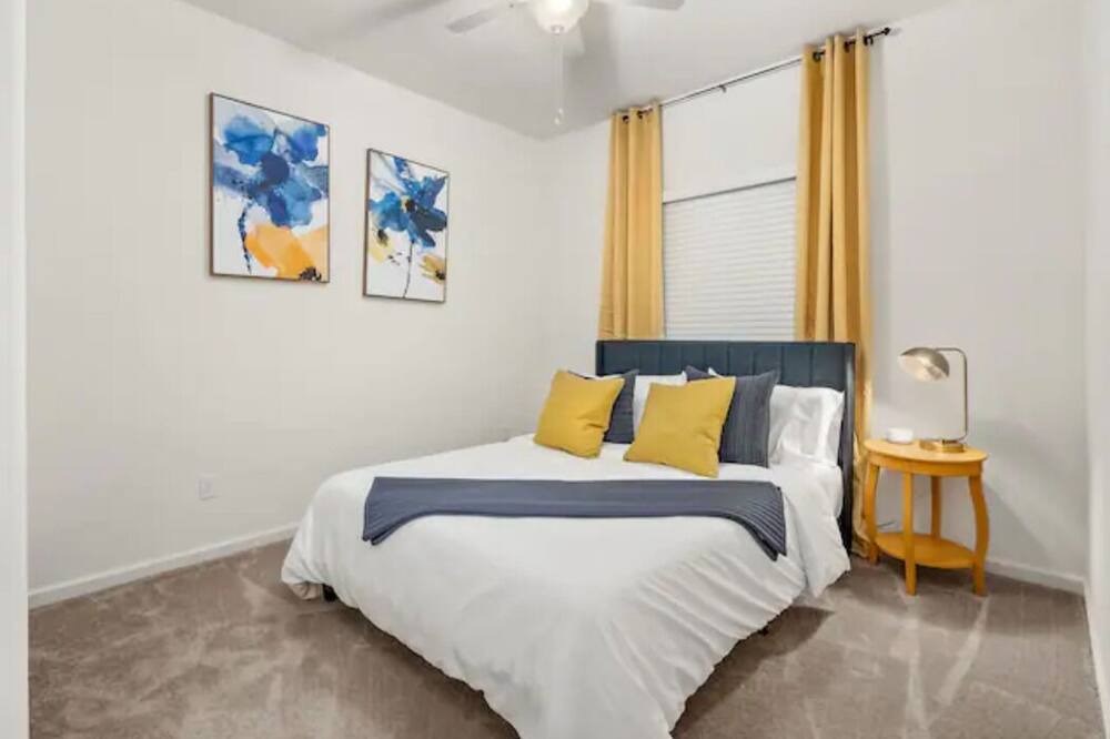 Photo of Bedroom in Roosevelt