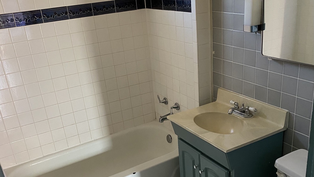 Photo of Bathroom in Truth or Consequences