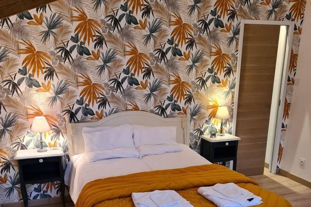 Photo of Bedroom in Courcy-aux-Loges