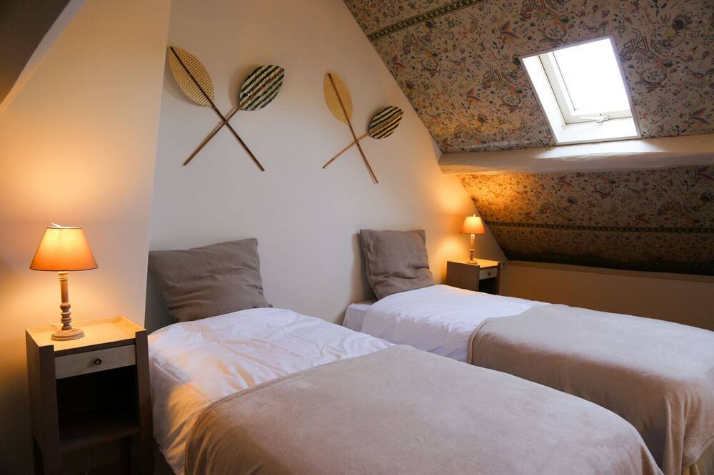 Photo of Bedroom in Courcy-aux-Loges