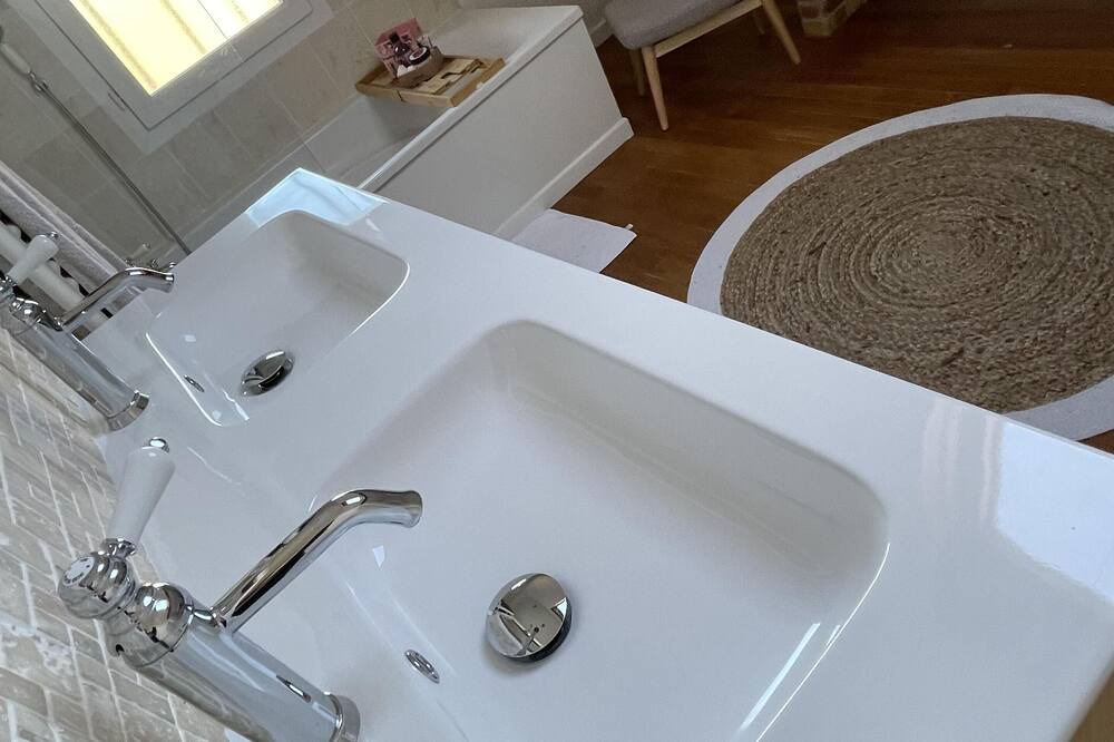 Photo of Bathroom in Ellon