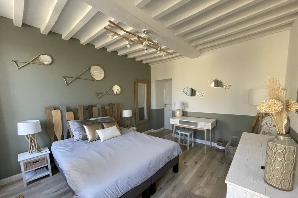 Photo of Bedroom in Ellon