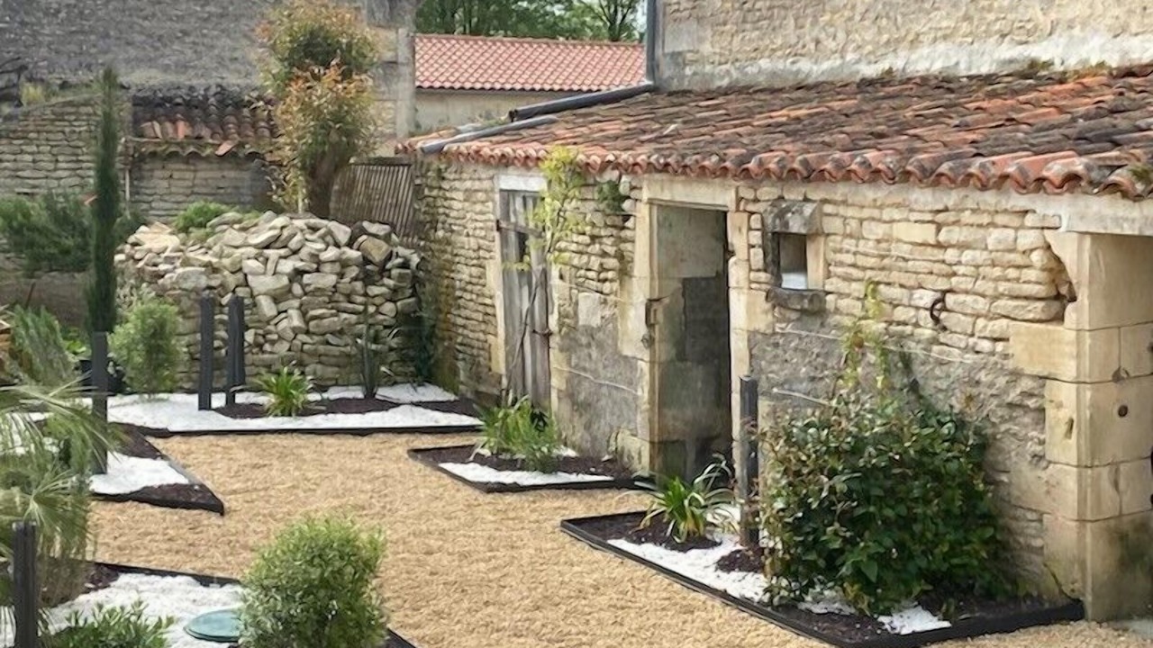 Photo of Others in Aumagne