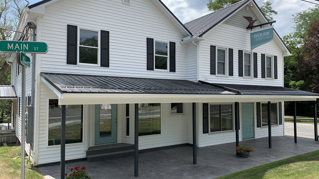 Photo of Bathroom in Burdett