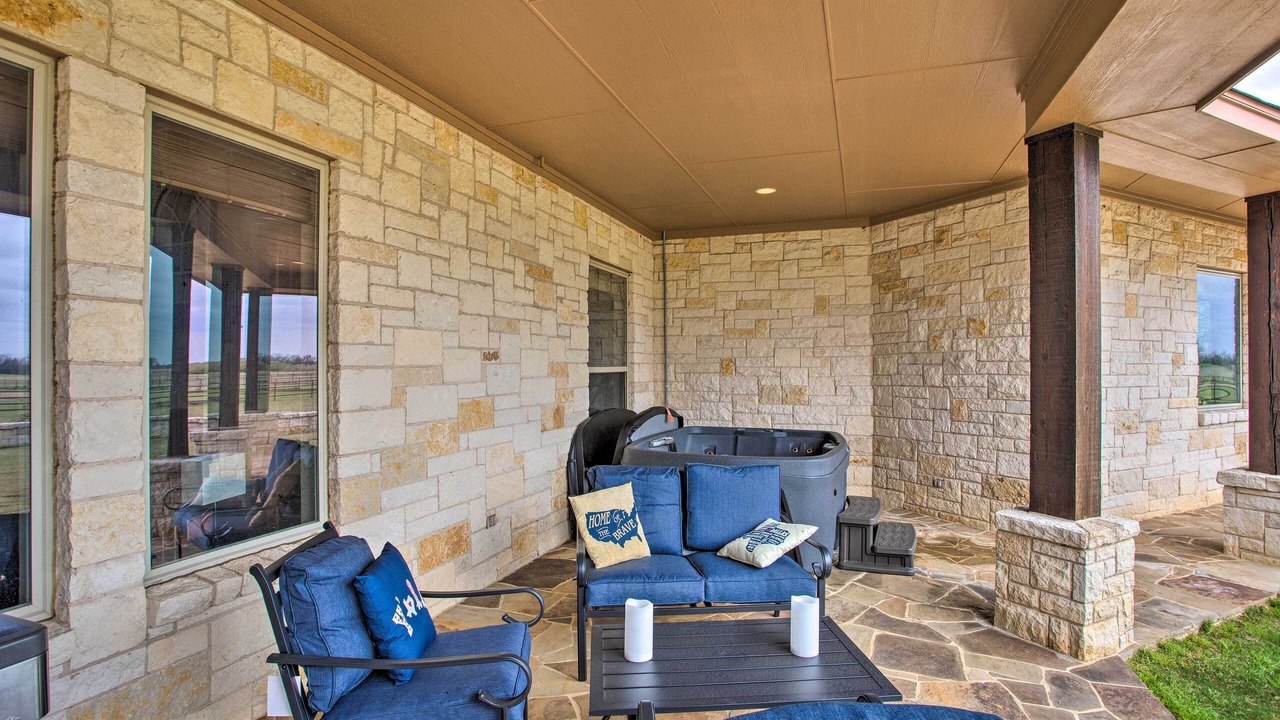 Photo of Outdoor in Weston
