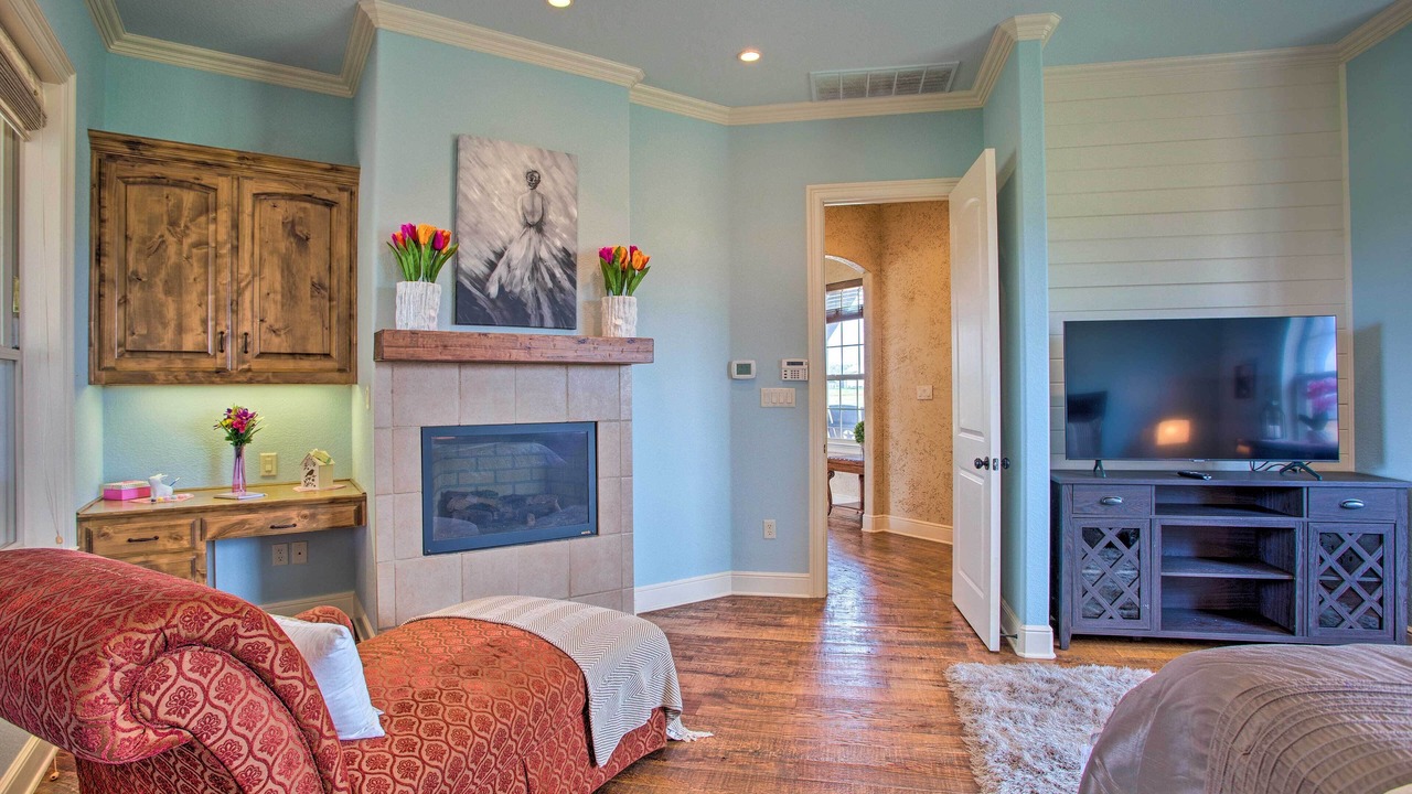 Photo of Livingroom in Weston