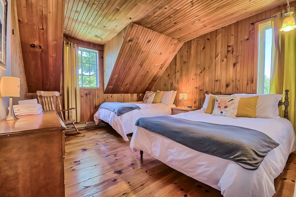 Photo of Bedroom in Sainte-Anne-du-Lac