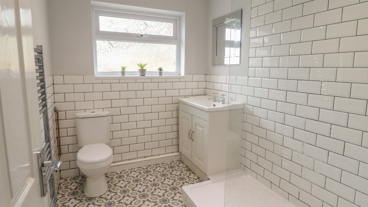 Photo of Bathroom in Longford