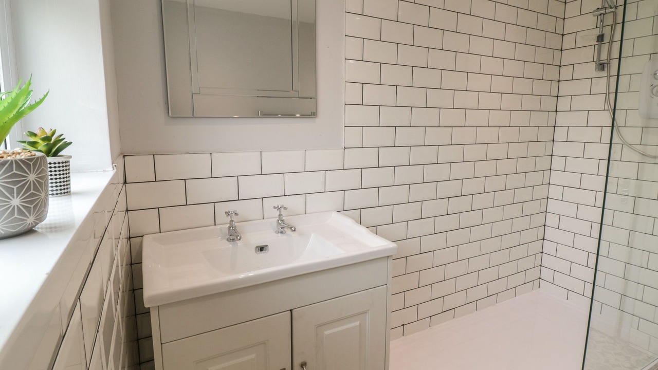 Photo of Bathroom in Longford