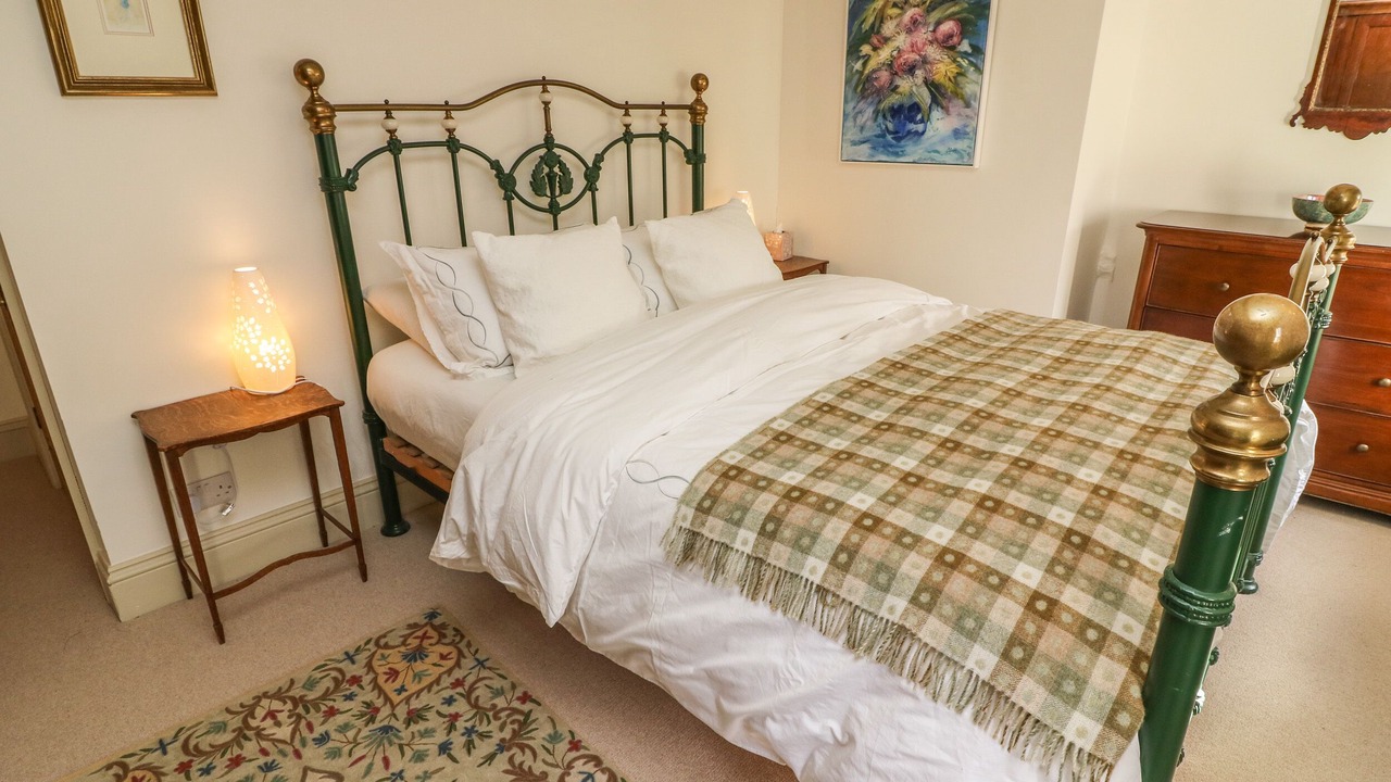 Photo of Others in Litton