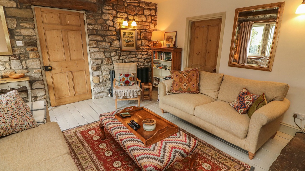 Photo of Others in Litton