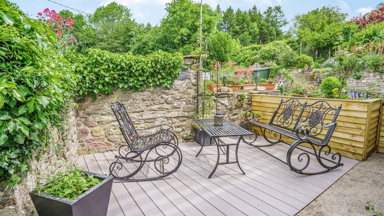 Photo of Patio Balcony in Glangrwyney