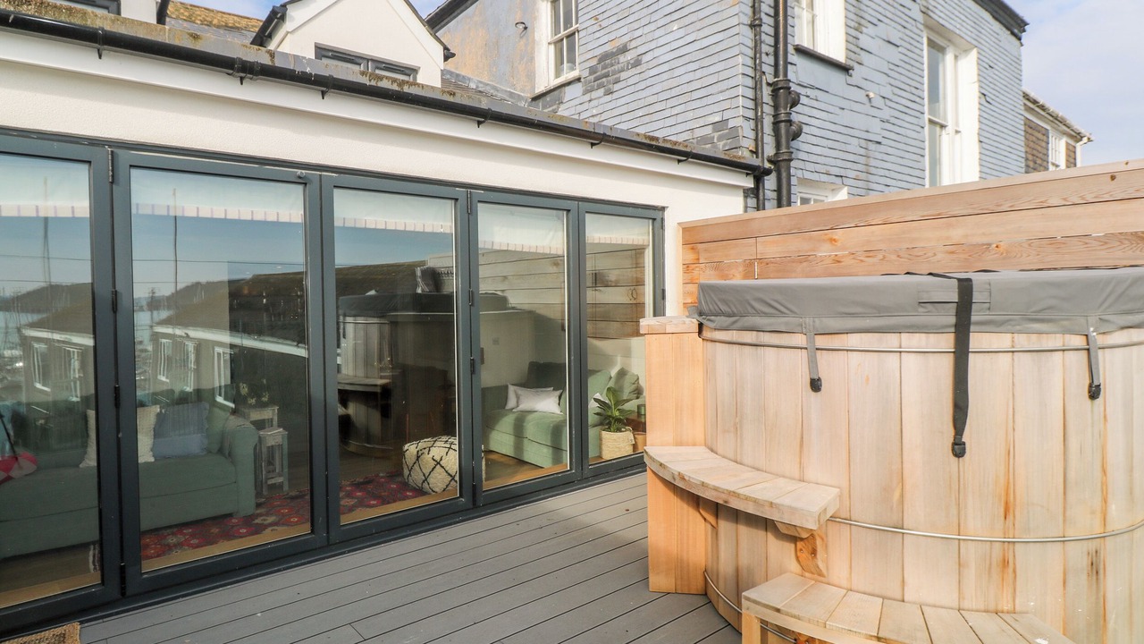 Photo of Outdoor in Mylor Churchtown