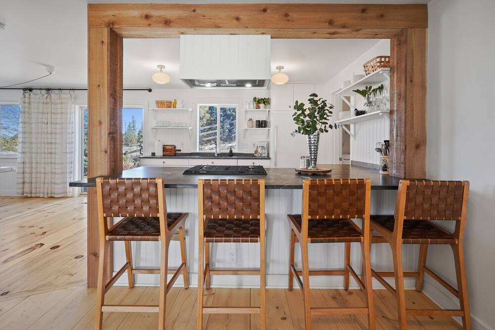 Photo of Kitchen in Mountain View District