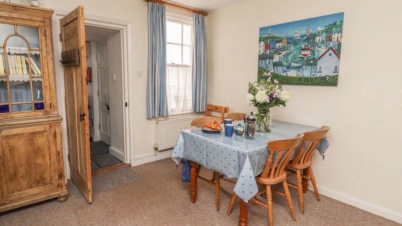 Photo of Others in Lympstone