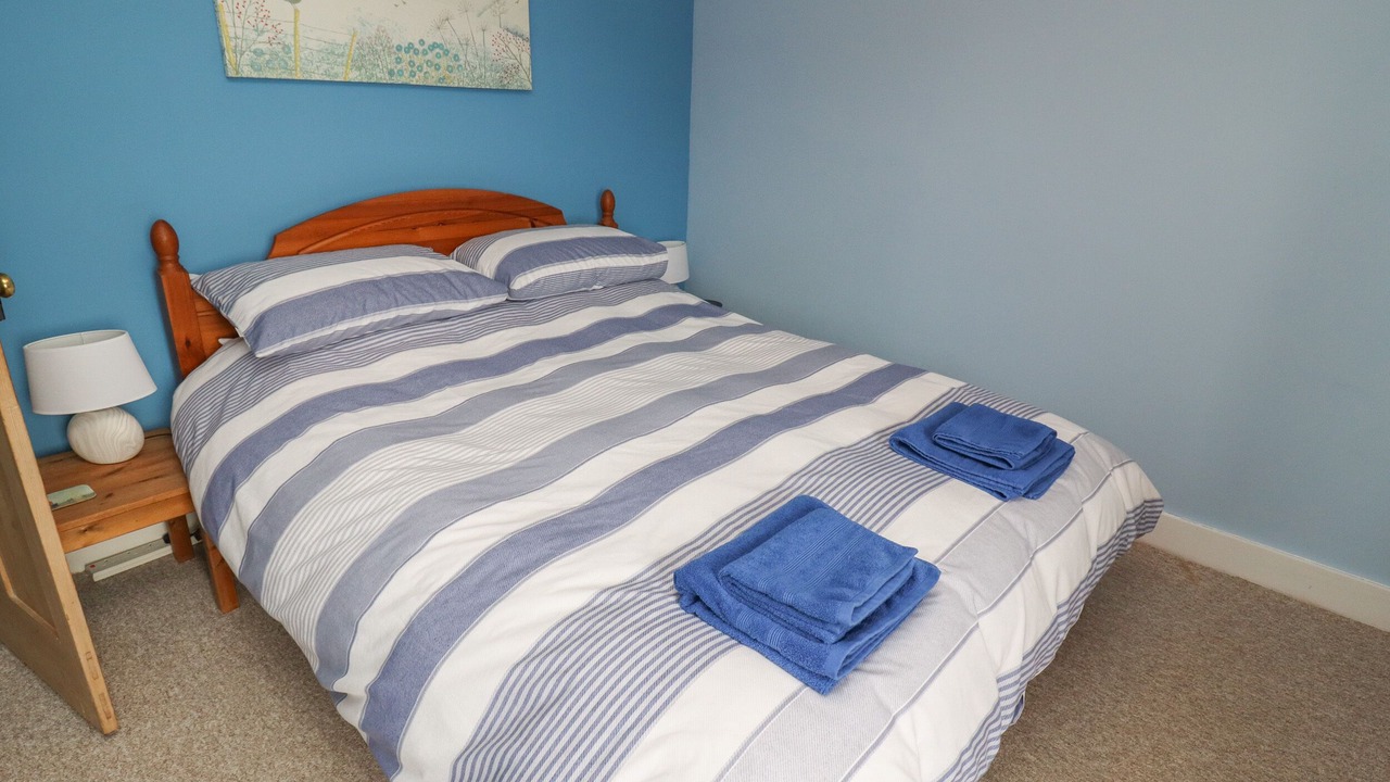 Photo of Others in Lympstone