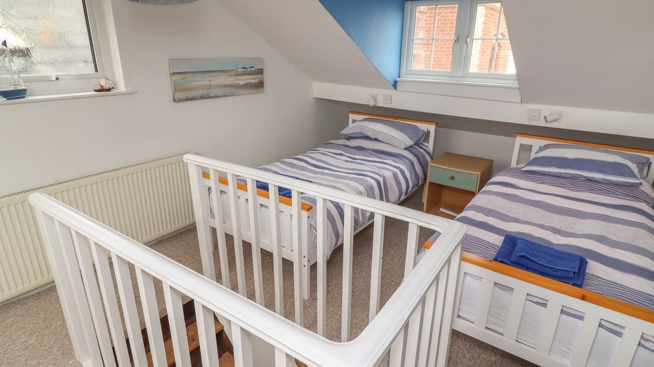 Photo of Others in Lympstone