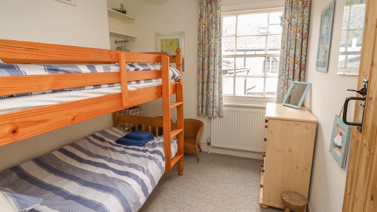 Photo of Others in Lympstone