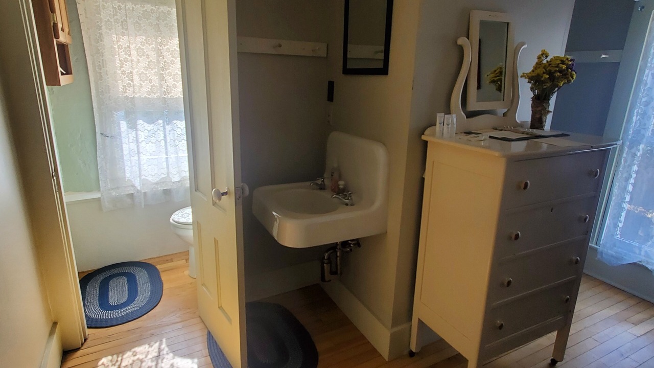 Photo of Bedroom in Cornish