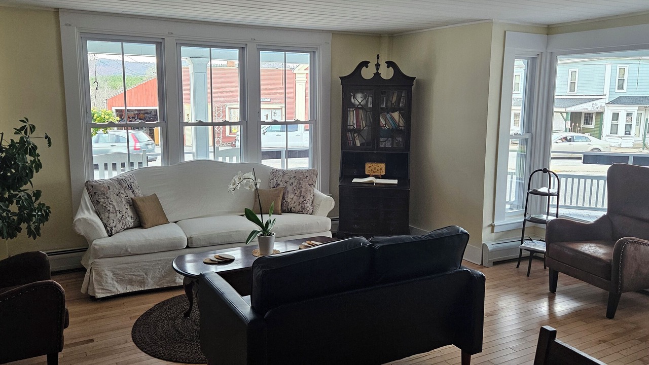 Photo of Livingroom in Cornish