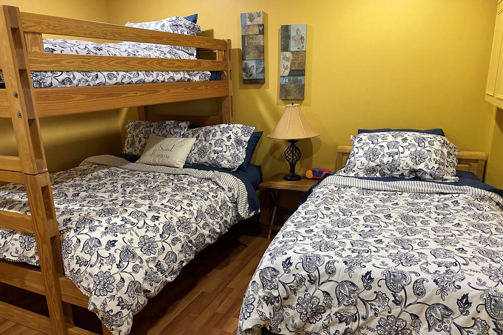 Photo of Bedroom in Magnetawan