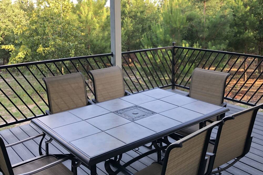 Photo of Patio Balcony in Circle D-KC Estates
