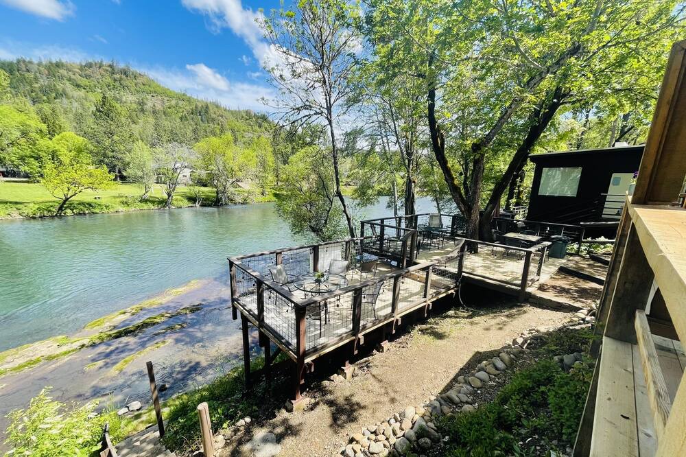 Photo of Others in Shady Cove