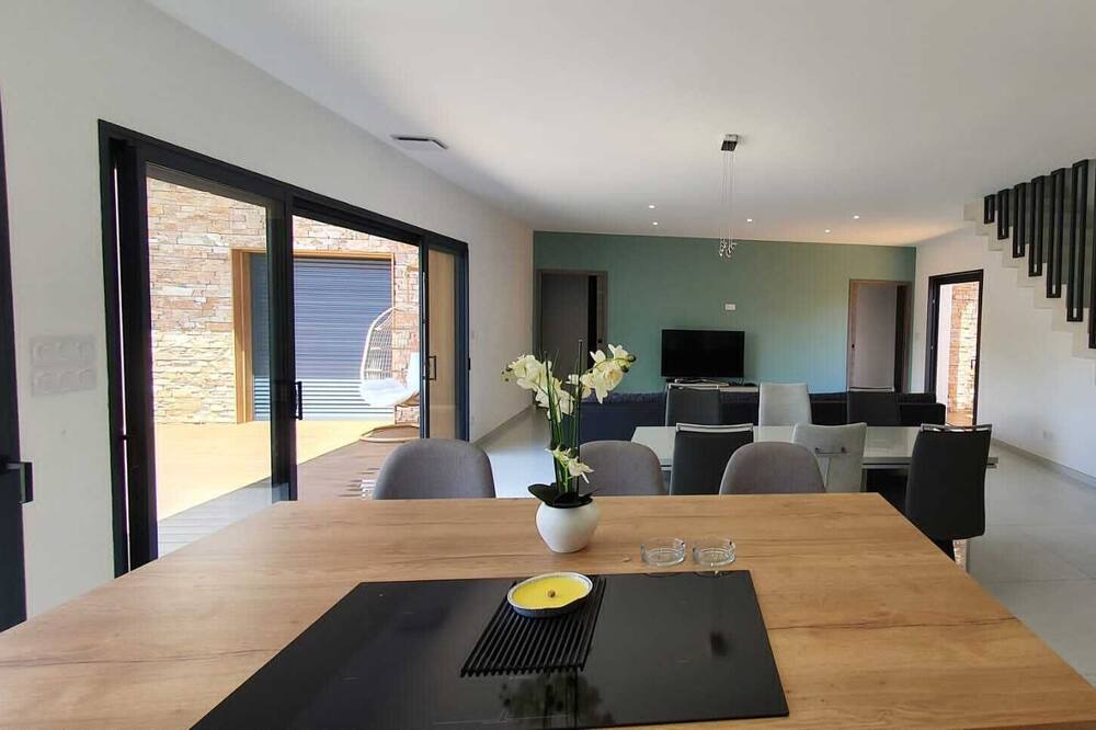Photo of Livingroom in Villetelle