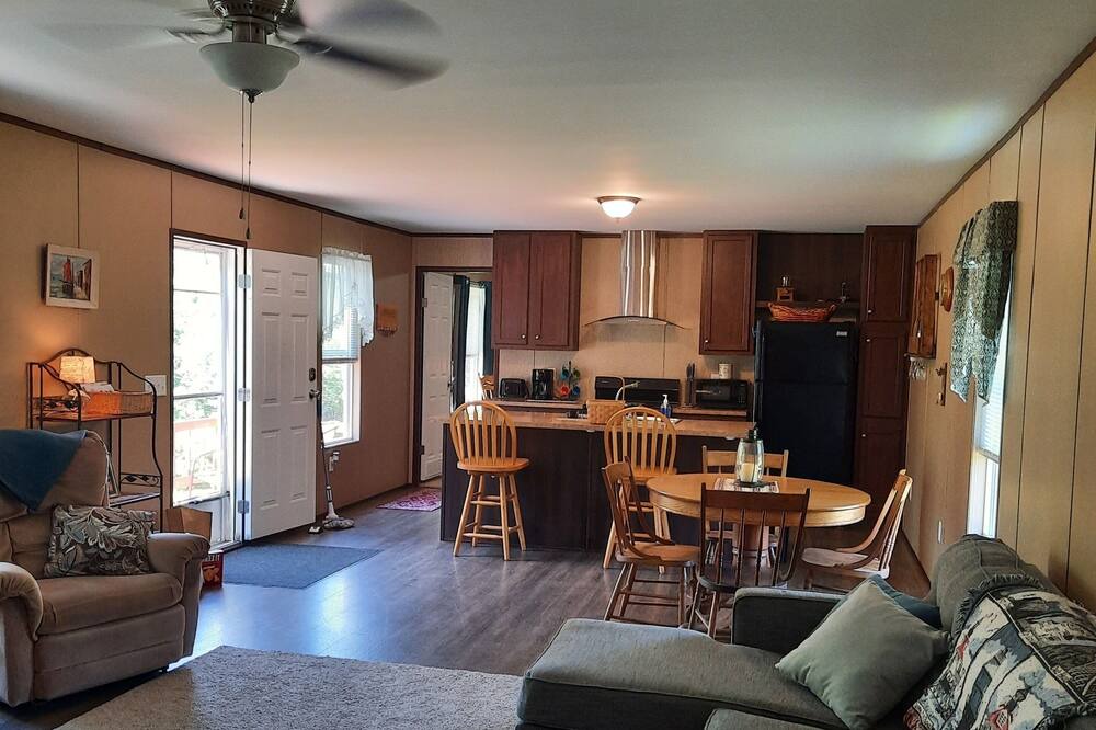 Photo of Livingroom in Cape Vincent