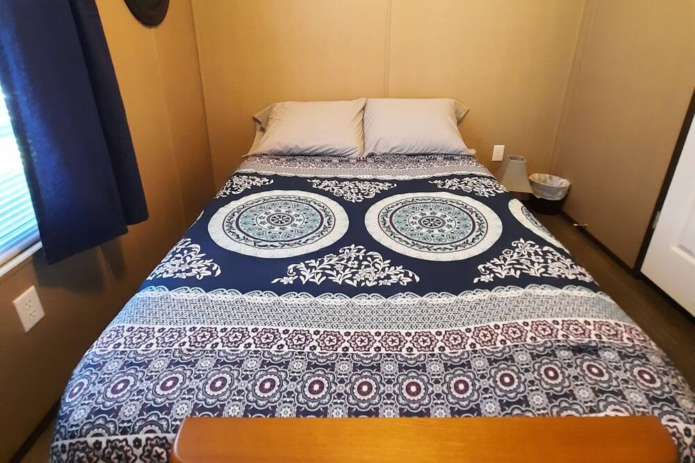 Photo of Bedroom in Cape Vincent