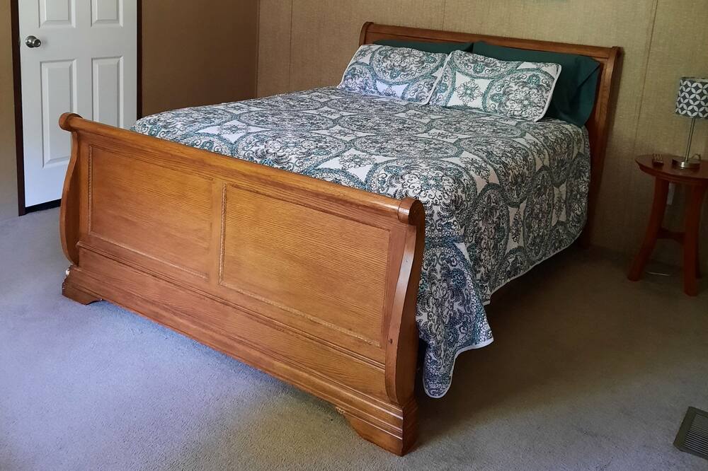 Photo of Bedroom in Cape Vincent