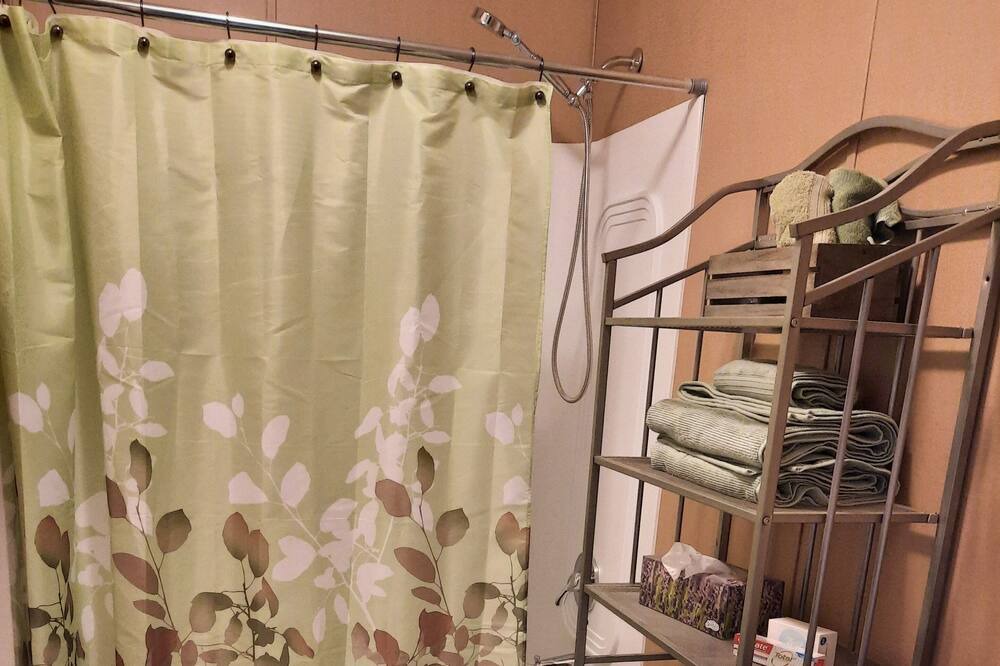 Photo of Bathroom in Cape Vincent