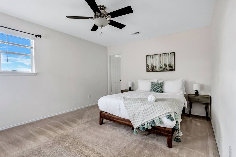 Photo of Bedroom in West Dallas