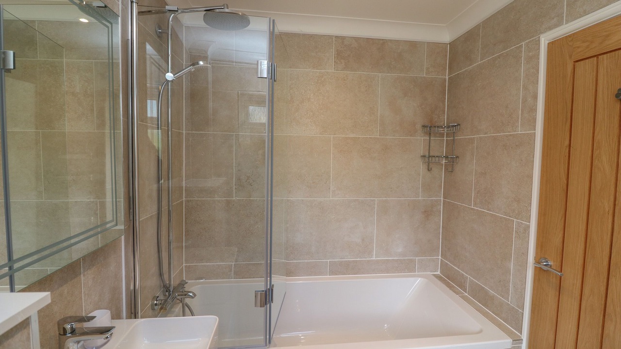Photo of Bathroom in Thurlestone