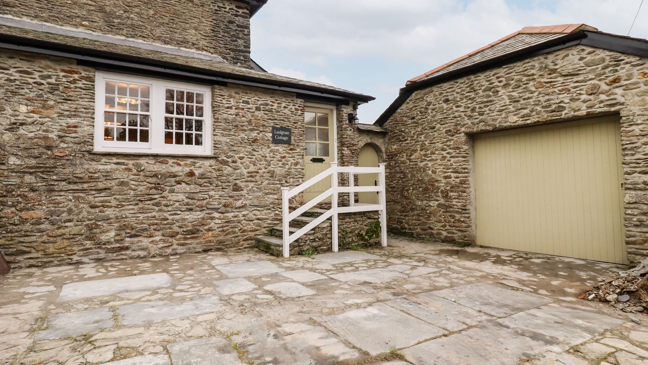 Photo of Others in Gorran