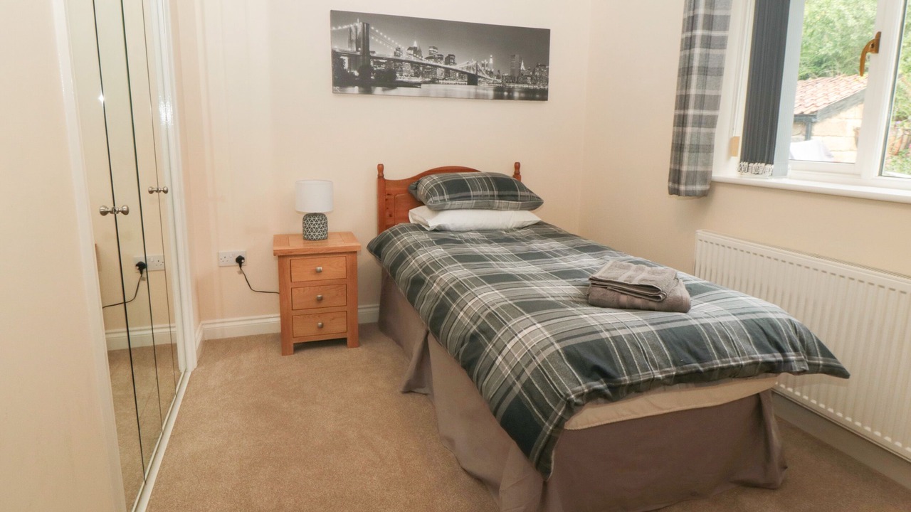 Photo of Others in Briggswath