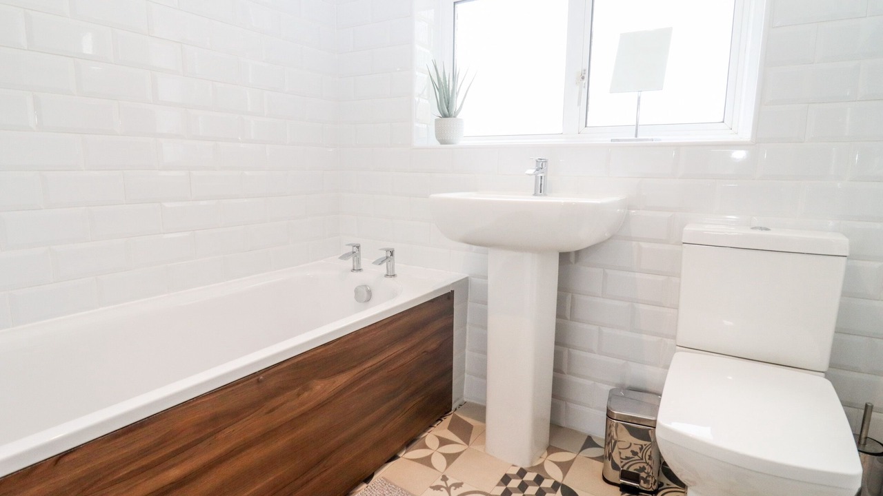 Photo of Bathroom in Broadway