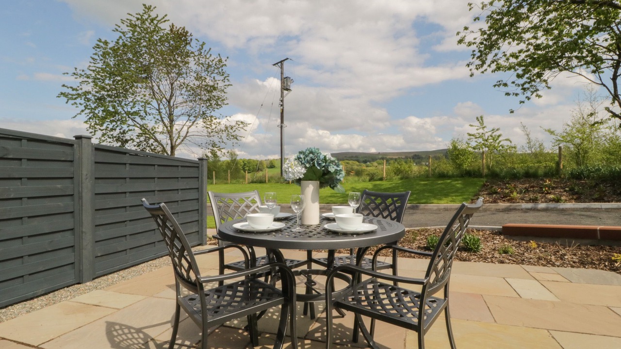 Photo of Others in Wing