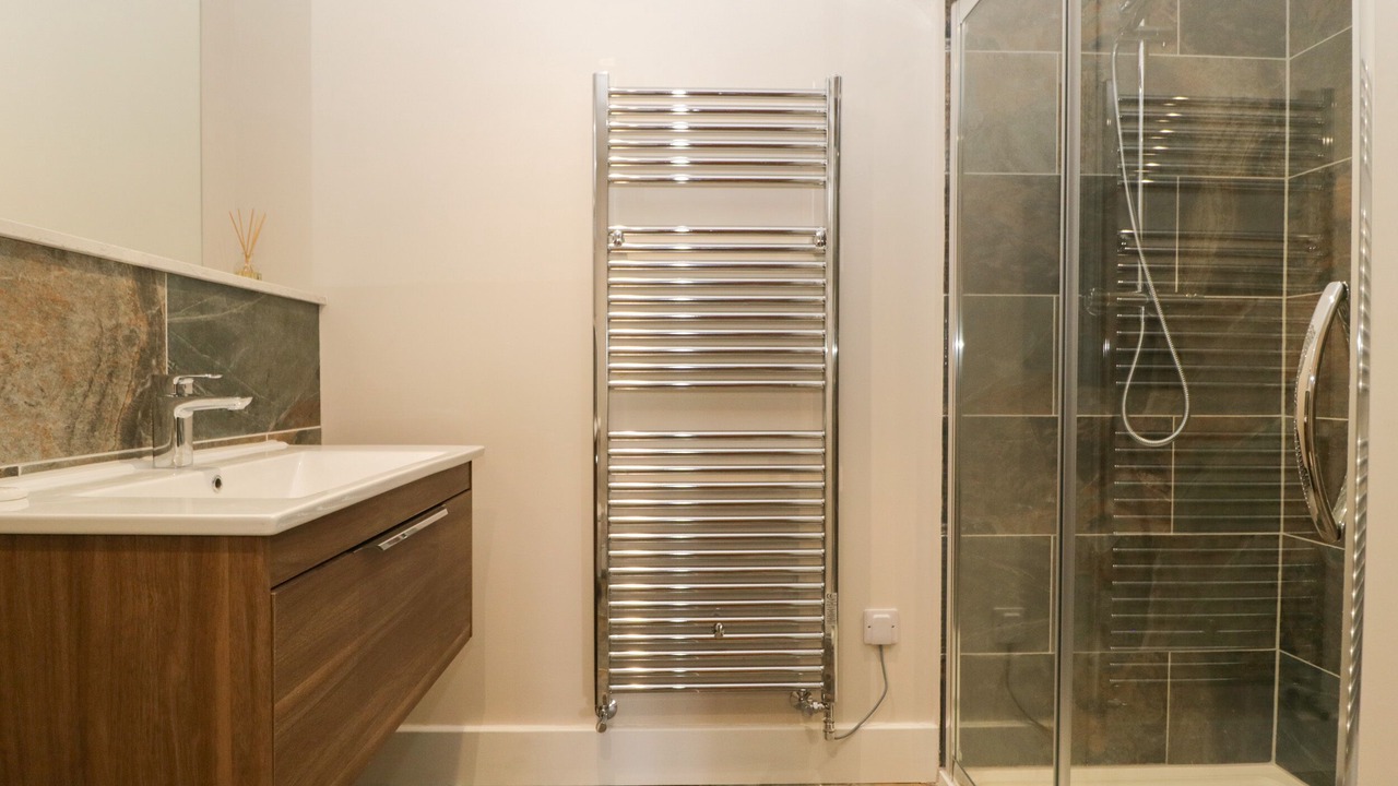 Photo of Others in Wing