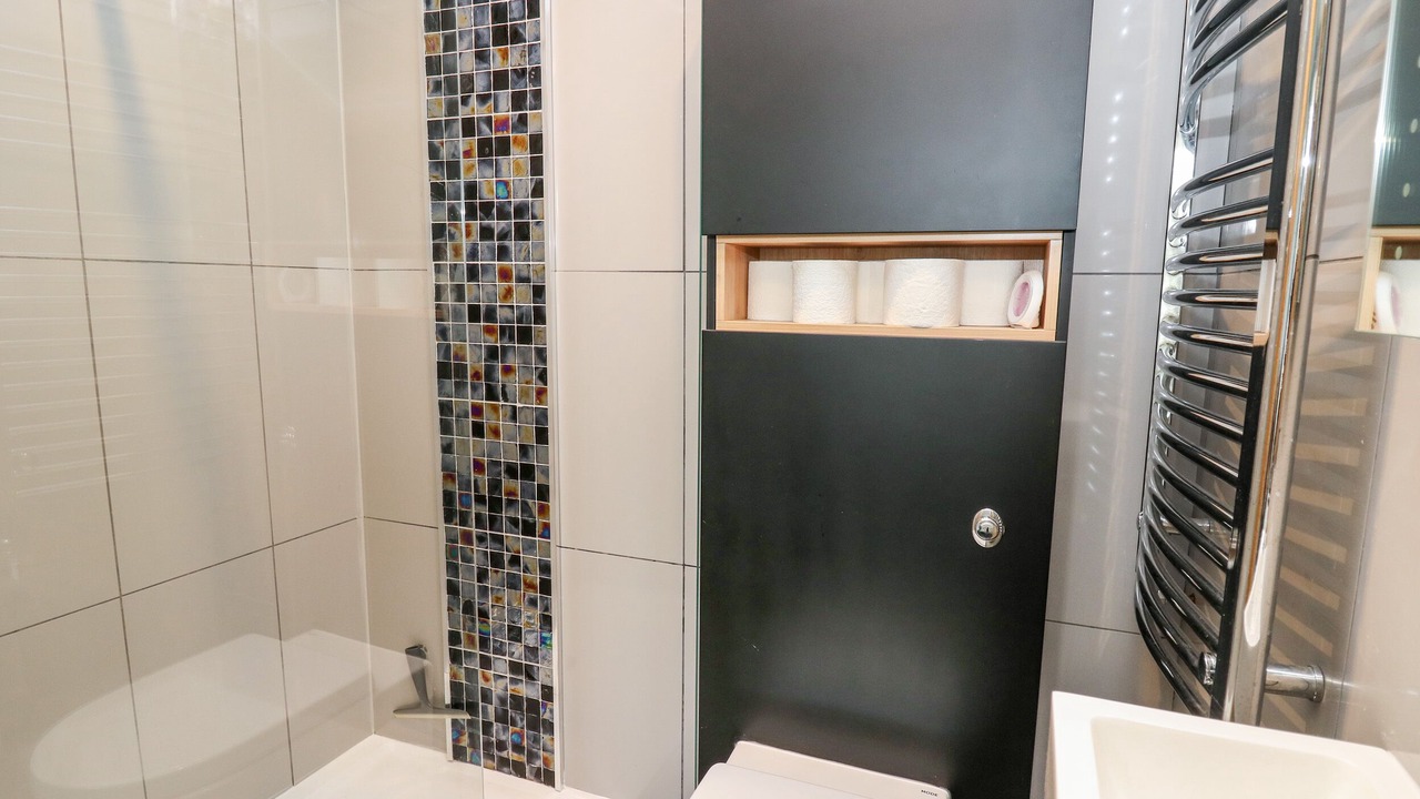 Photo of Others in Dinas Cross