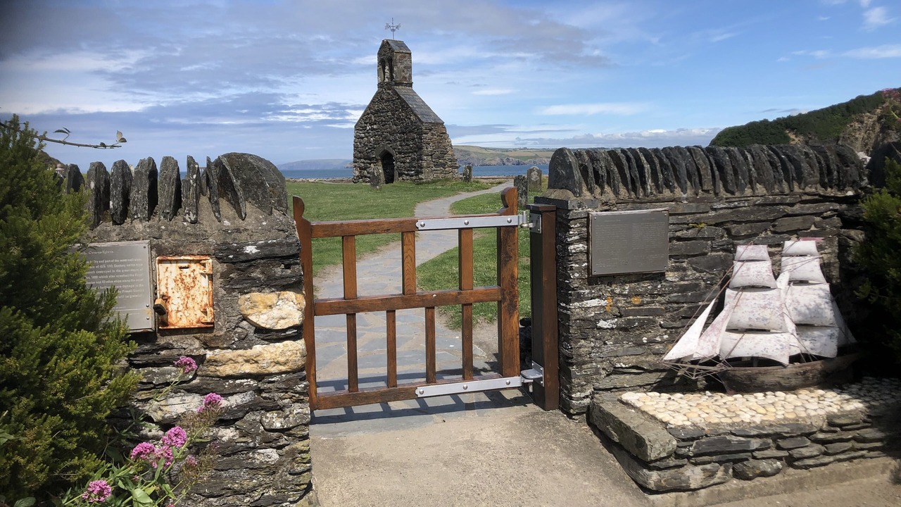 Photo of Others in Dinas Cross