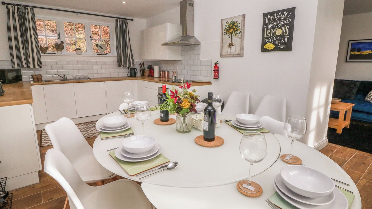 Photo of Others in Hoylandswaine