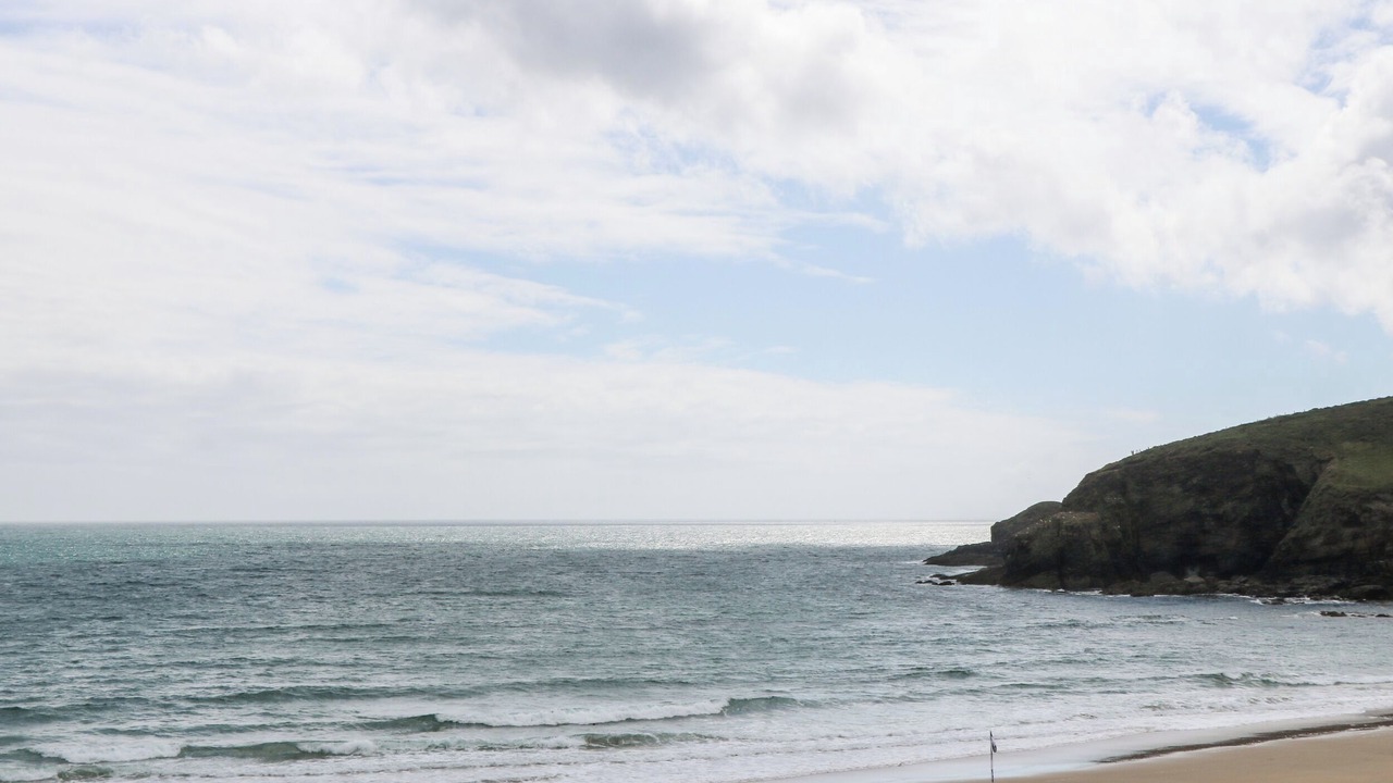 Photo of Others in Praa Sands