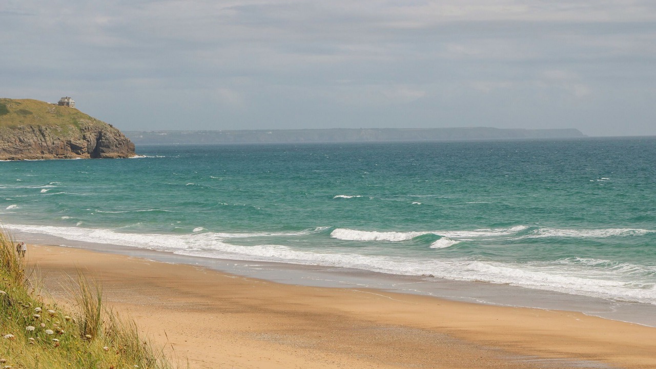 Photo of Others in Praa Sands