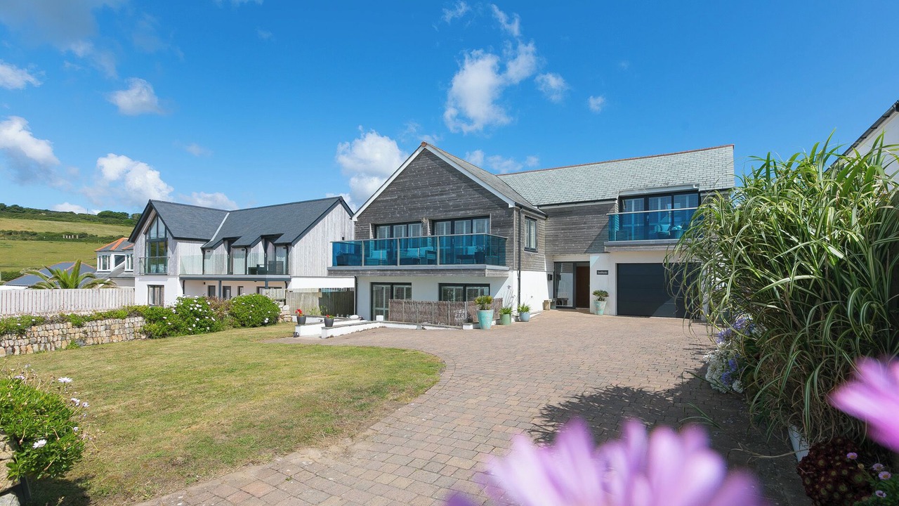 Photo of Outdoor in Praa Sands