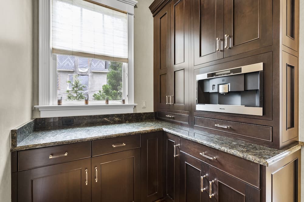 Photo of Kitchen in Jefferson Manor
