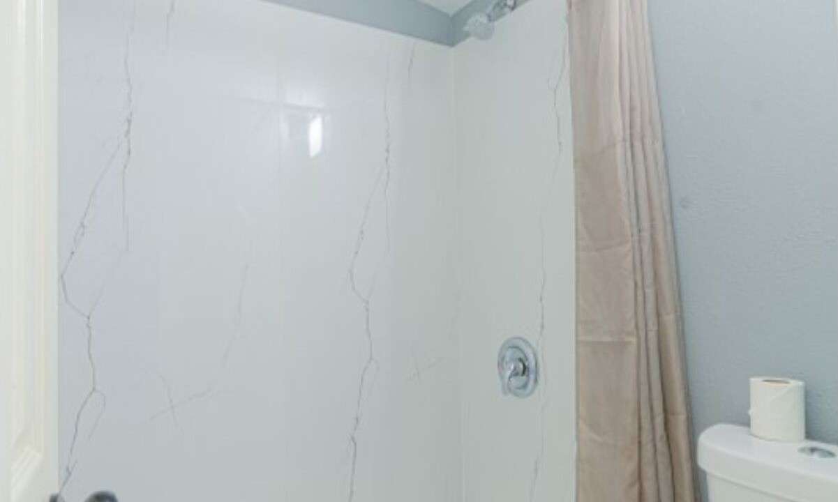 Photo of Bathroom in Winnie