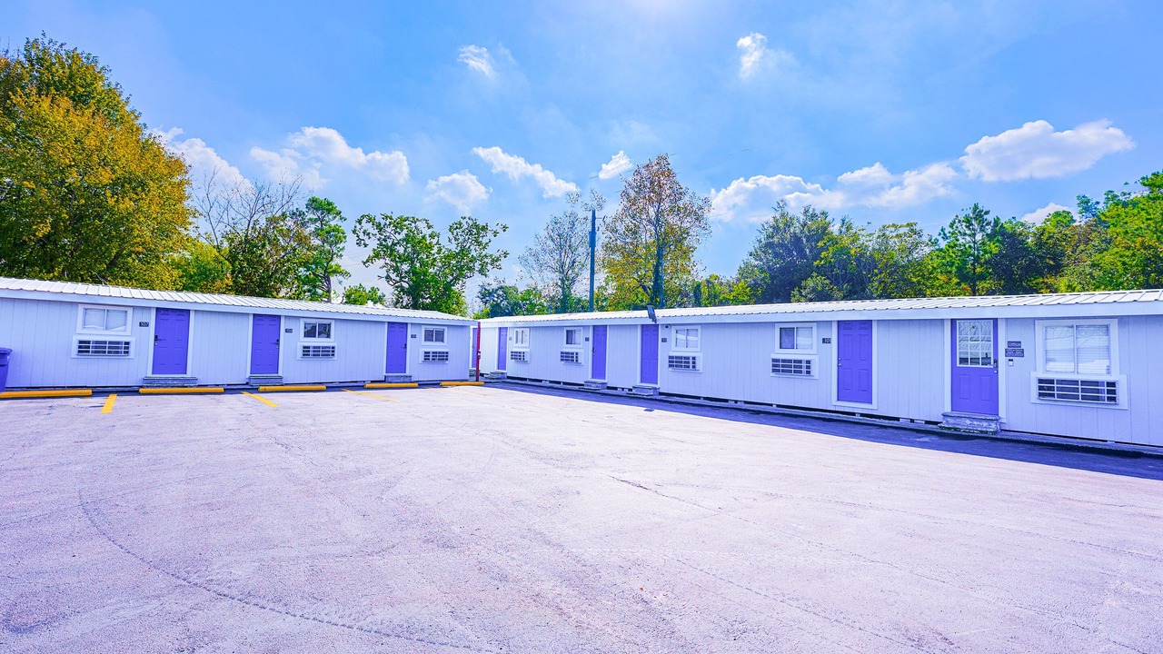 Photo of Outdoor in Winnie